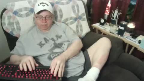 Snapshot of jpmel99 chatting on 02/18/25, 02:49 jpmel99 online show from 02/18/25, 02:49