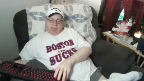 Snapshot of jpmel99 chatting on 03/09/25, 04:05 jpmel99 online show from 03/09/25, 04:05