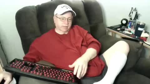 jpmel99 online show from 12/13/25, 10:59