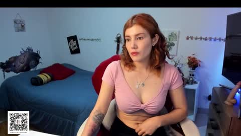 Camila Buitrago online show from 01/03/25, 02:19