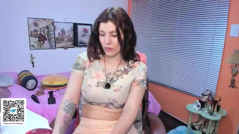 Camila Buitrago online show from 09/25/25, 12:25