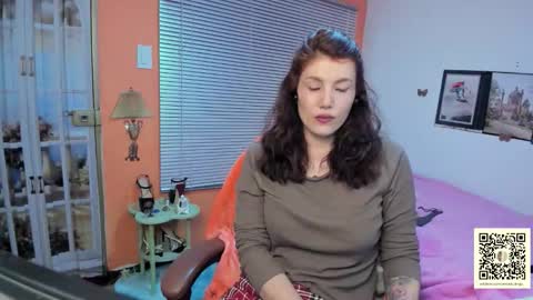 Camila Buitrago online show from 10/05/25, 08:51