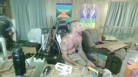 jrizzle1111 online show from 10/05/25, 03:49