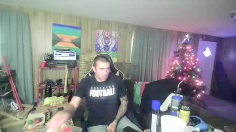 jrizzle1111 online show from 12/04/25, 09:12