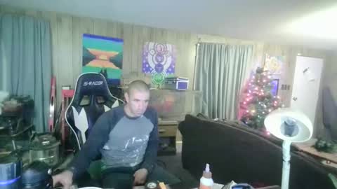 jrizzle1111 online show from 12/16/25, 02:27