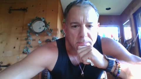 Snapshot of jroge21 chatting on 01/05/25, 09:57 jroge21 online show from 01/05/25, 09:57