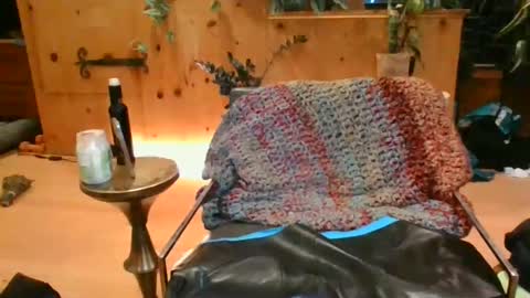 Snapshot of jroge21 chatting on 01/21/25, 05:05 jroge21 online show from 01/21/25, 05:05