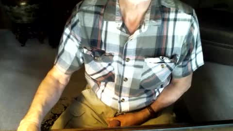 Snapshot of jt335577 chatting on 04/13/26, 04:23 jt335577 online show from 04/13/26, 04:23