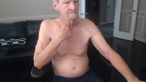 Snapshot of jtull52 chatting on 12/17/24, 05:47 jtull52 online show from 12/17/24, 05:47