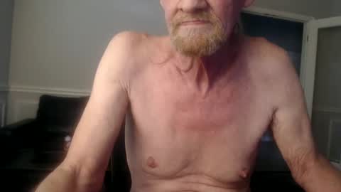 Snapshot of jtull52 chatting on 06/19/26, 08:23 jtull52 online show from 06/19/26, 08:23