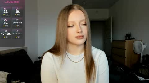 Julia and Julia online show from 04/15/26, 01:07