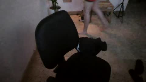 Snapshot of juan235665 chatting on 07/12/26, 03:52 juan235665 online show from 07/12/26, 03:52