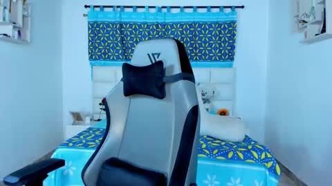 Juan online show from 02/21/25, 11:43