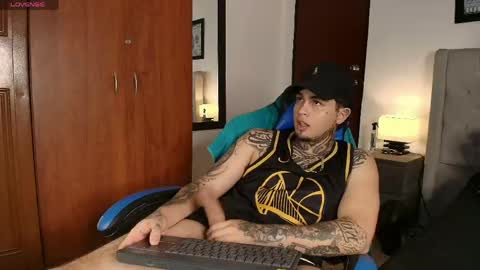 juan_alvarez18 online show from 05/23/26, 06:18
