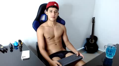 JuanDa online show from 12/19/24, 02:45