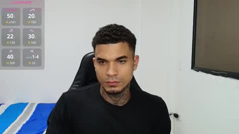 juan_gomez_1 online show from 02/02/26, 09:30