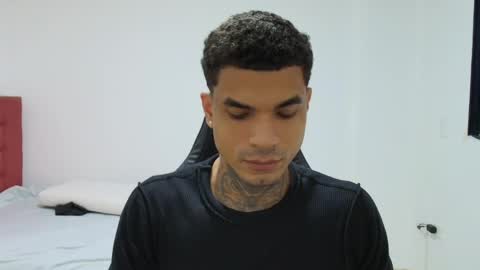 juan_gomez_1 online show from 04/28/26, 11:10