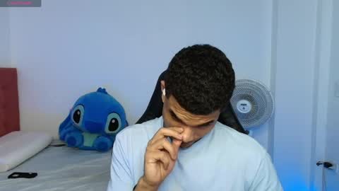juan_gomez_1 online show from 05/05/26, 12:18