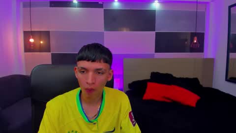 JuanSteven online show from 12/11/24, 04:28