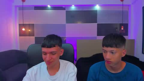 JuanSteven online show from 02/04/25, 04:59