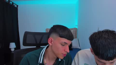 JuanSteven online show from 10/04/25, 04:21