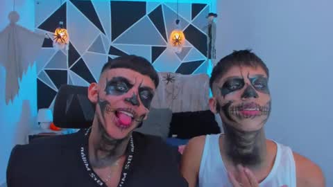 JuanSteven online show from 10/31/25, 07:15