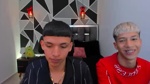 Snapshot of juan_nd_steven chatting on 04/30/26, 09:41 JuanSteven online show from 04/30/26, 09:41