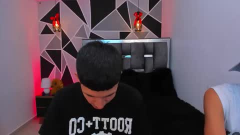 Snapshot of juan_nd_steven chatting on 05/05/26, 03:58 JuanSteven online show from 05/05/26, 03:58