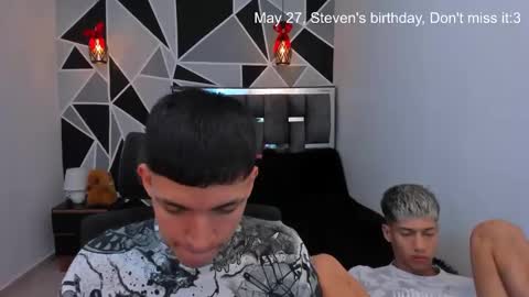 Snapshot of juan_nd_steven chatting on 05/11/26, 11:13 JuanSteven online show from 05/11/26, 11:13