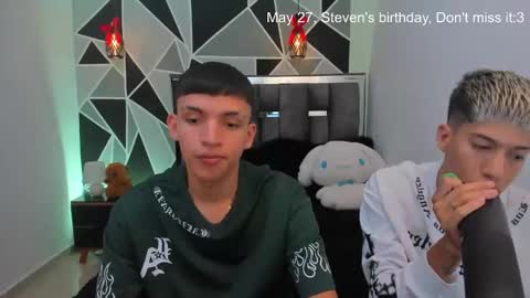 Snapshot of juan_nd_steven chatting on 05/16/26, 03:03 JuanSteven online show from 05/16/26, 03:03