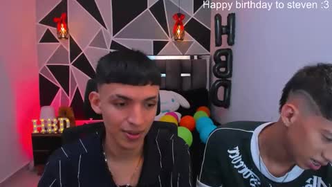 Snapshot of juan_nd_steven chatting on 05/27/26, 09:12 JuanSteven online show from 05/27/26, 09:12