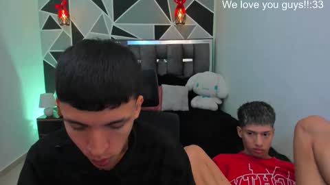 Snapshot of juan_nd_steven chatting on 06/07/26, 11:25 JuanSteven online show from 06/07/26, 11:25
