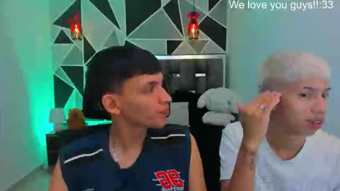 Snapshot of juan_nd_steven chatting on 06/11/26, 02:11 JuanSteven online show from 06/11/26, 02:11