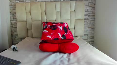 Snapshot of juan_prior chatting on 01/17/25, 04:47 JUAN online show from 01/17/25, 04:47