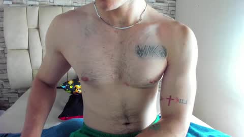 Snapshot of juan_prior chatting on 01/25/25, 12:37 JUAN online show from 01/25/25, 12:37