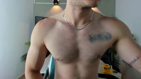 Snapshot of juan_prior chatting on 11/06/25, 04:57 JUAN online show from 11/06/25, 04:57