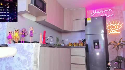 JUANA VALENTINA QUINTERO independent model  ONLY FANS --- Juanaquintero online show from 02/25/25, 06:14