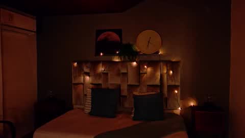 J U A N A  online show from 11/25/25, 03:06