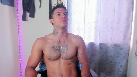 Juan Esteban online show from 01/14/25, 03:57