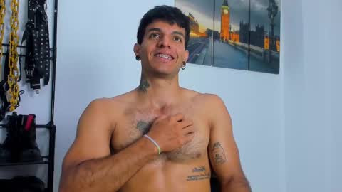 Juan Esteban online show from 10/10/25, 01:32