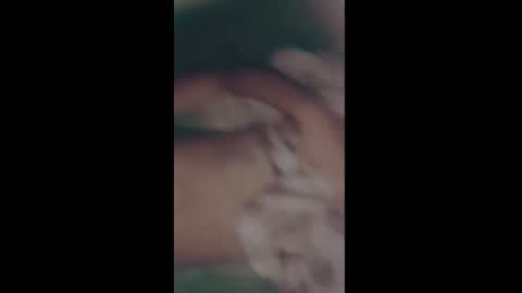 juanc23_371 online show from 11/03/25, 11:48