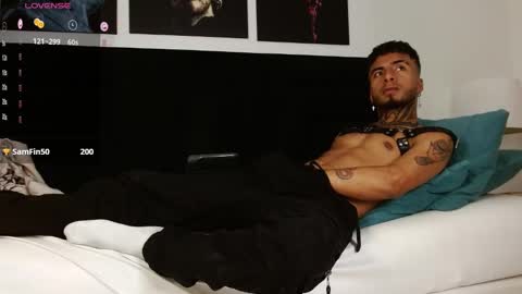 juancamilo66_ online show from 02/28/25, 11:25