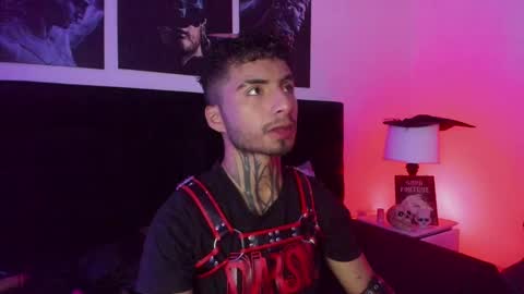 juancamilo66_ online show from 10/02/25, 02:40