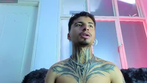 juancamilo66_ online show from 07/11/26, 05:48