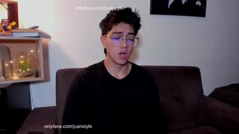 . online show from 10/07/25, 07:33