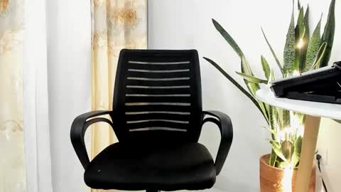 Juan Diego Uribe online show from 11/27/25, 02:24