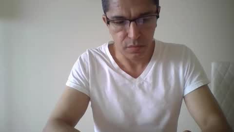 Snapshot of juanearth1 chatting on 05/13/26, 09:55 juanearth1 online show from 05/13/26, 09:55