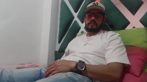 juanfe_style online show from 09/12/25, 01:55