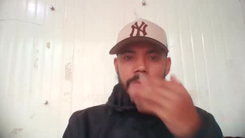 juanfe_style online show from 09/29/25, 01:49