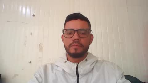 juanfe_style online show from 10/10/25, 03:11